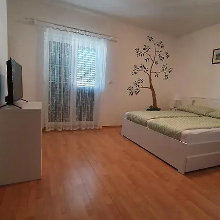 Apartman Filis *