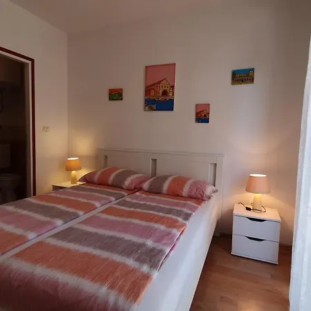 Apartman Filis *